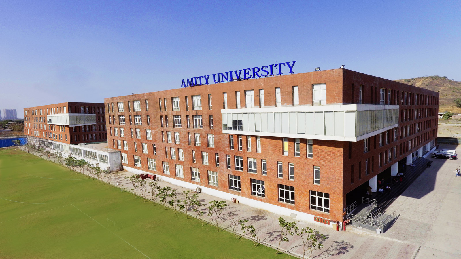 AMITY UNIVERCITY